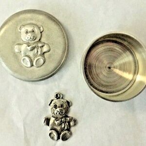 Vintage Seagull Fine Pewter Teddy Bear Necklace Charm & Trinket Tin NS Canada